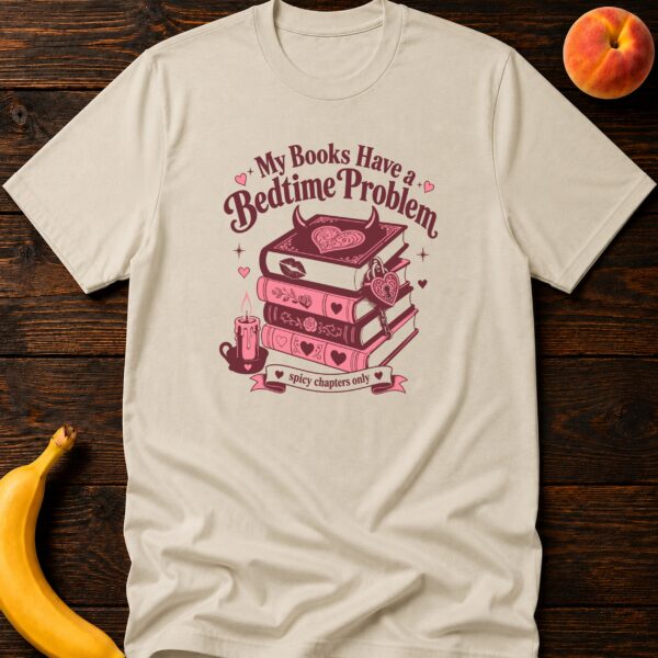 Spicy Romance Reader - Funny Women's Graphic T-Shirt | Imaginatio